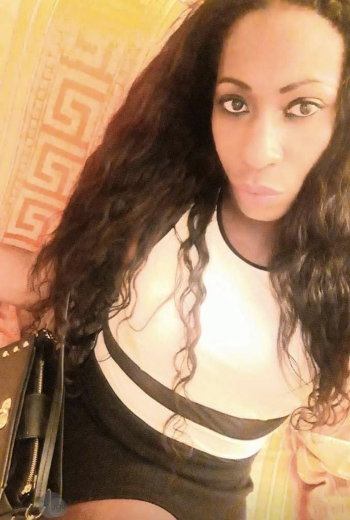 613550133: Transexual en Granada