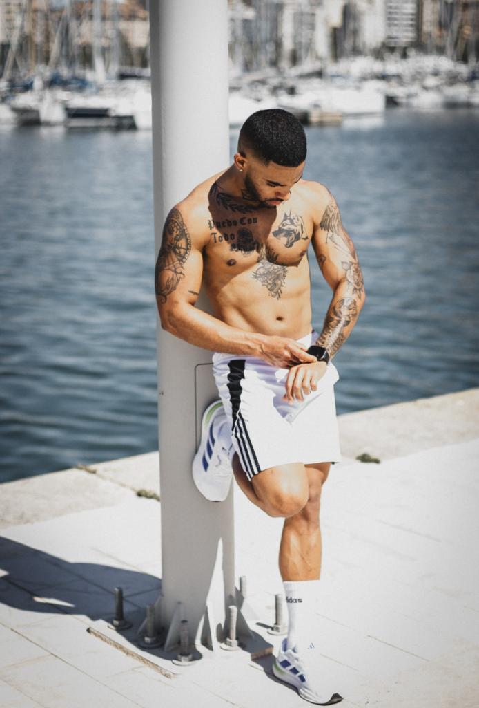 622831461: Chico busca chica en Ibiza