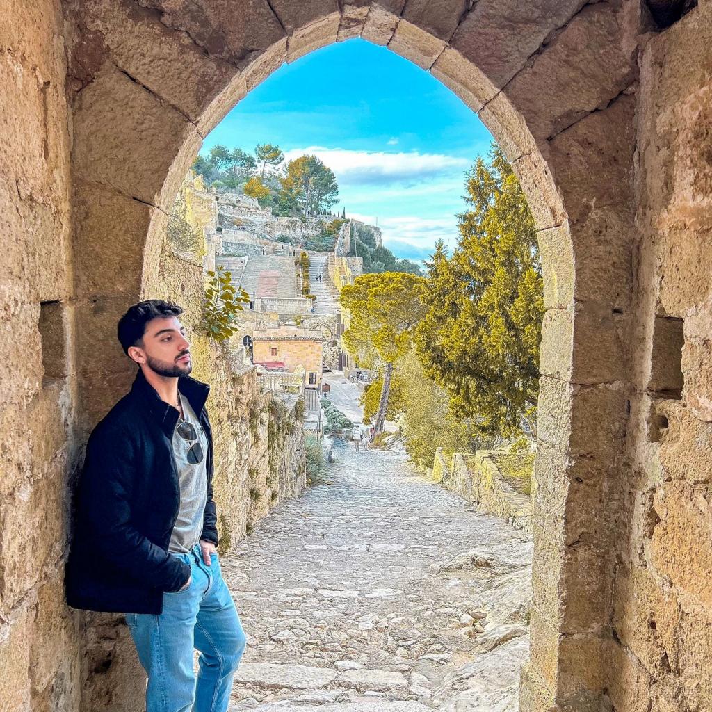 Chico busca chica en Ceuta: 