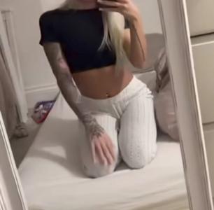 632999158: Chica busca chico en La Coruña