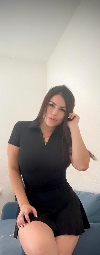 Chica busca chico en Granada: 