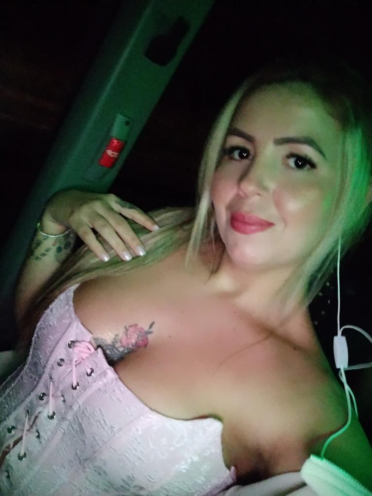 613717091: Chica busca chico en Badajoz