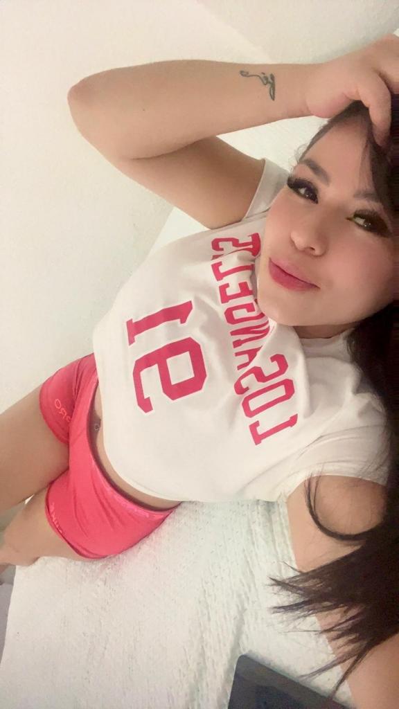 Chica busca chico en Granada: 