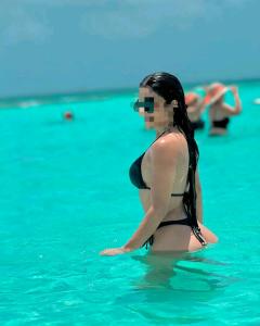 617796957: Chica busca chico en Sevilla