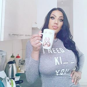 744654163: Transexual en Huelva