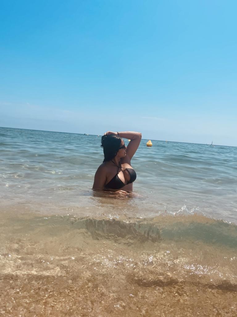 613458636: Chica busca chico en Albacete