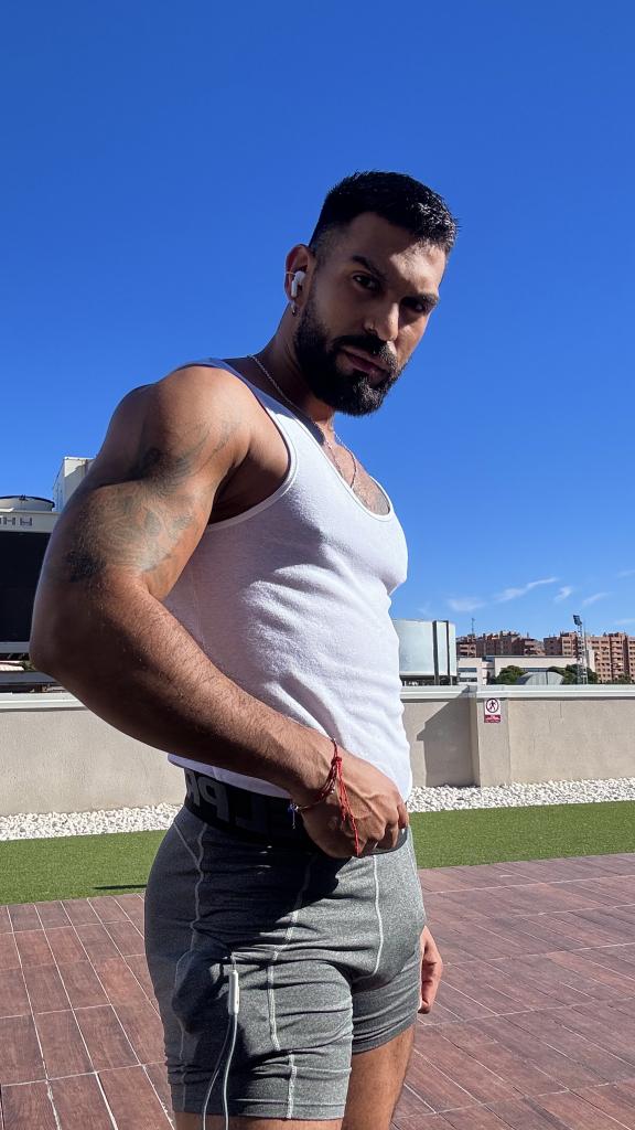 Chico busca chica en Alicante: 