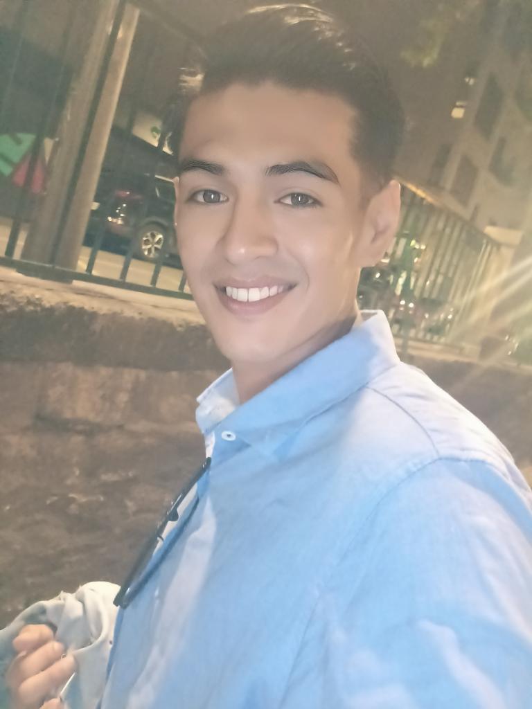 Chico busca chica en Zaragoza: 