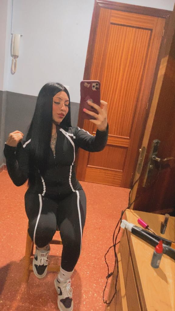 Chica busca chico en Alicante: 