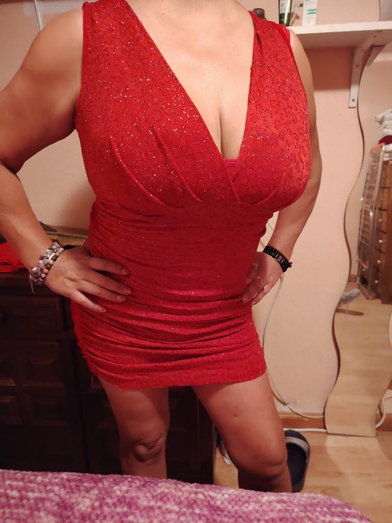 Chica busca chico en Almería: 