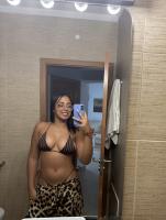 602015332: Chica busca chico en Barcelona