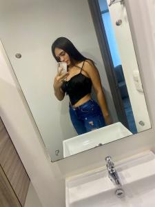 Chica busca chico en Cádiz: 