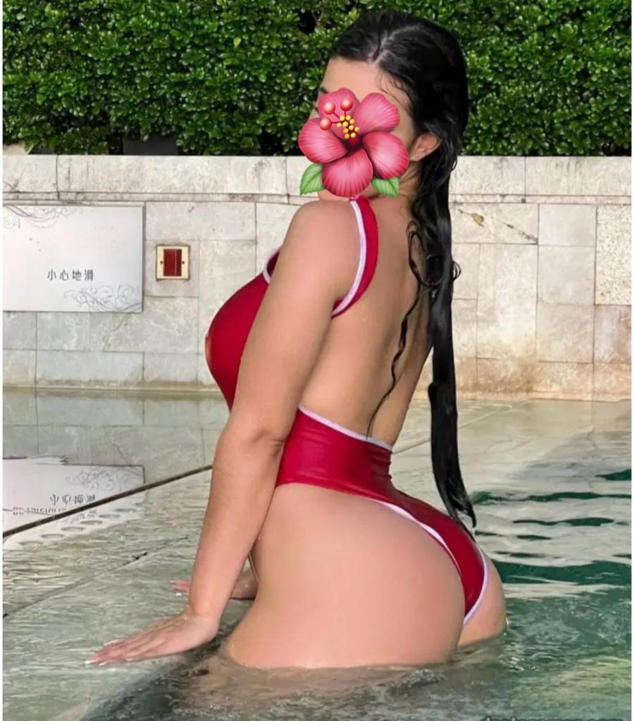 Chica busca chico en Cádiz: 