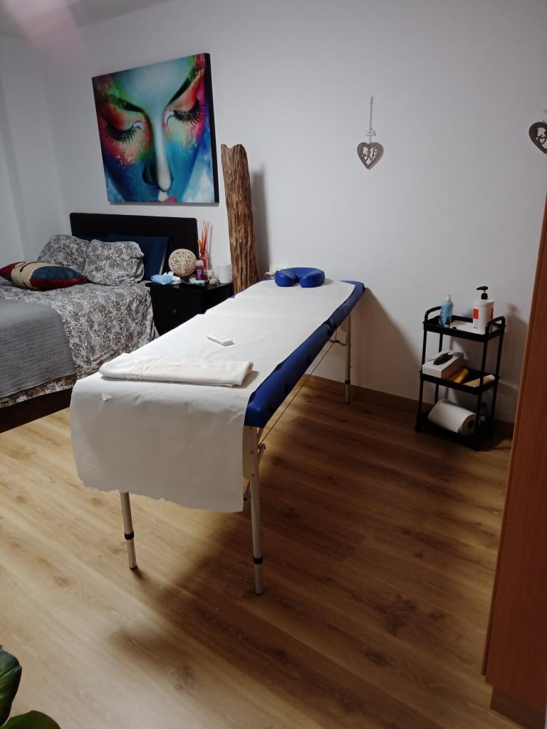 659588638: Chica busca chico en Valencia