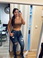 664377893: Chica busca chico en Almería