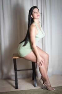 632977434: Chica busca chico en Málaga