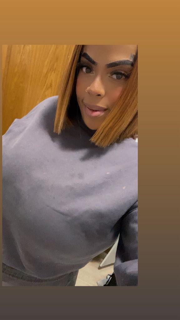 643918541: Chica busca chico en Murcia