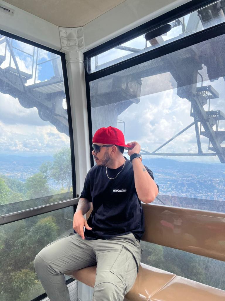 627195060: Chico busca chica en Alicante