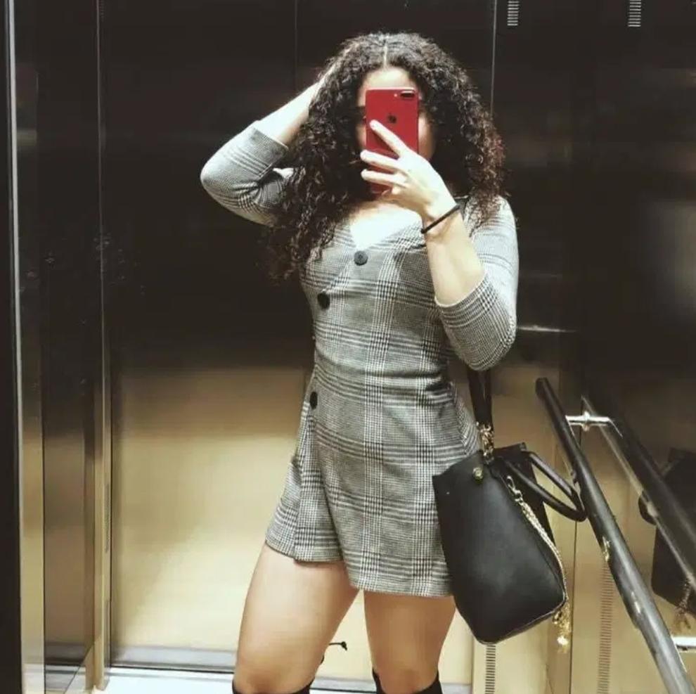 612205288: Chica busca chico en La Coruña