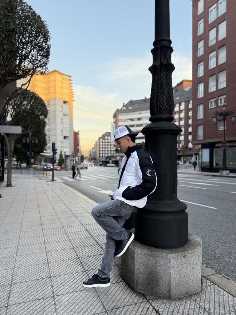 614520794: Chico busca chica en Vizcaya