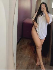 672886635: Chica busca chico en Navarra