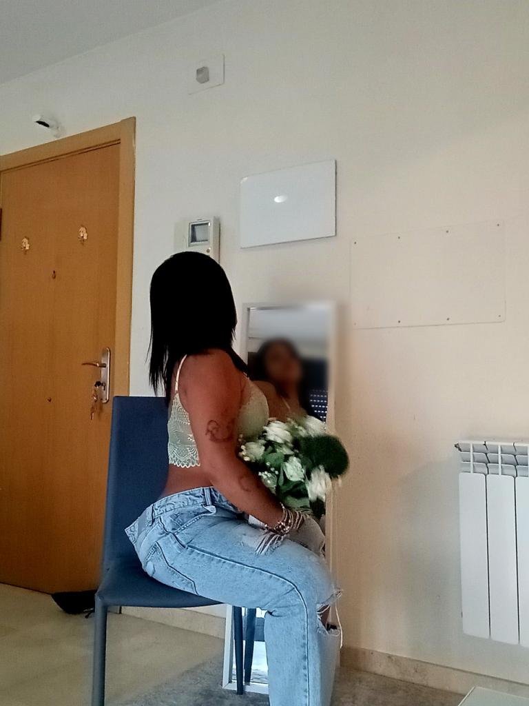 Chica busca chico en Cádiz: 