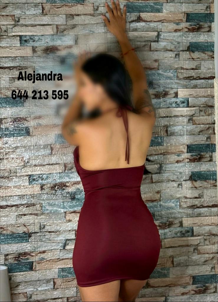 644213595: Chica busca chico en Madrid