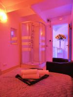 634711720: Chica busca chico en Barcelona