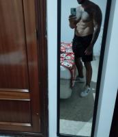 661549831: Chico busca chica en Sevilla