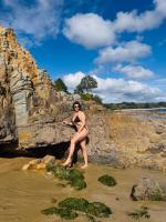 697696775: Chica busca chico en Barcelona