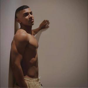 Chico busca chica en Barcelona: 