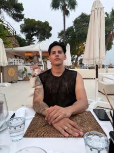 Chico busca chica en Madrid: 