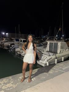 Chica busca chico en Granada: 