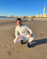 633152670: Chico busca chica en Sevilla