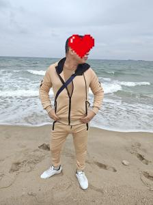 Chico busca chica en Valencia: 