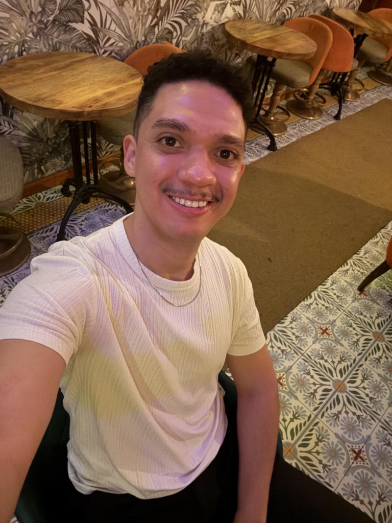 Chico busca chica en Valladolid: 