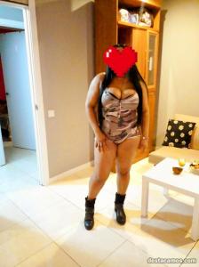 624802930: Chica busca chico en Madrid