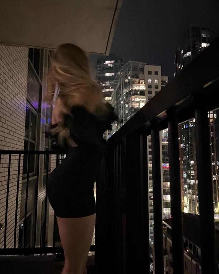 612440584: Chica busca chico en Mallorca