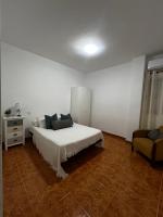 744627830: Chica busca chico en Valencia