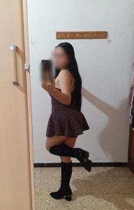 697251081: Chica busca chico en Barcelona