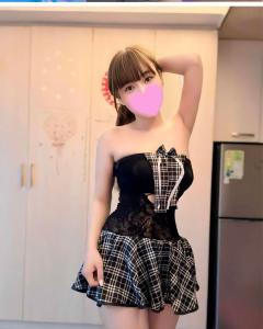 617298383: Chica busca chico en Madrid