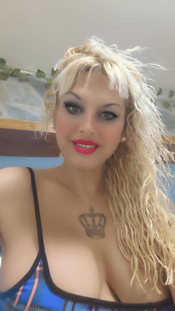 Chica busca chico en Barcelona: 