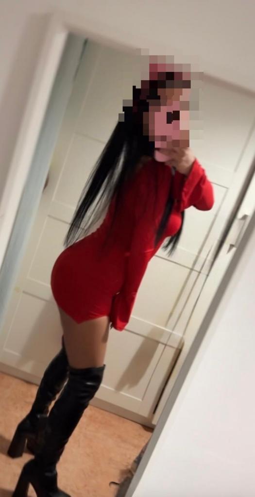 Chica busca chico en Gerona: 