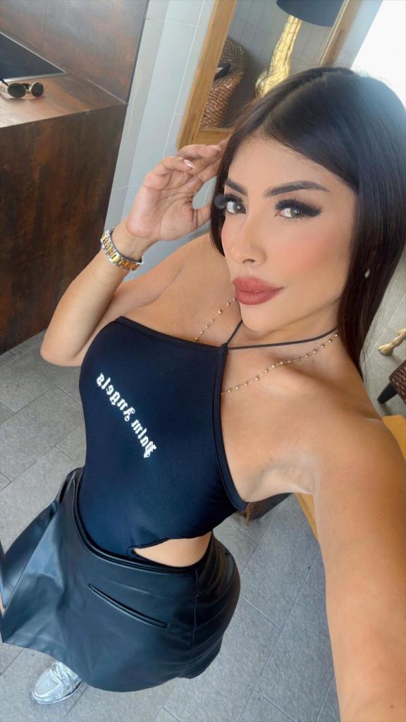 Chica busca chico en Barcelona: Chica busca chico