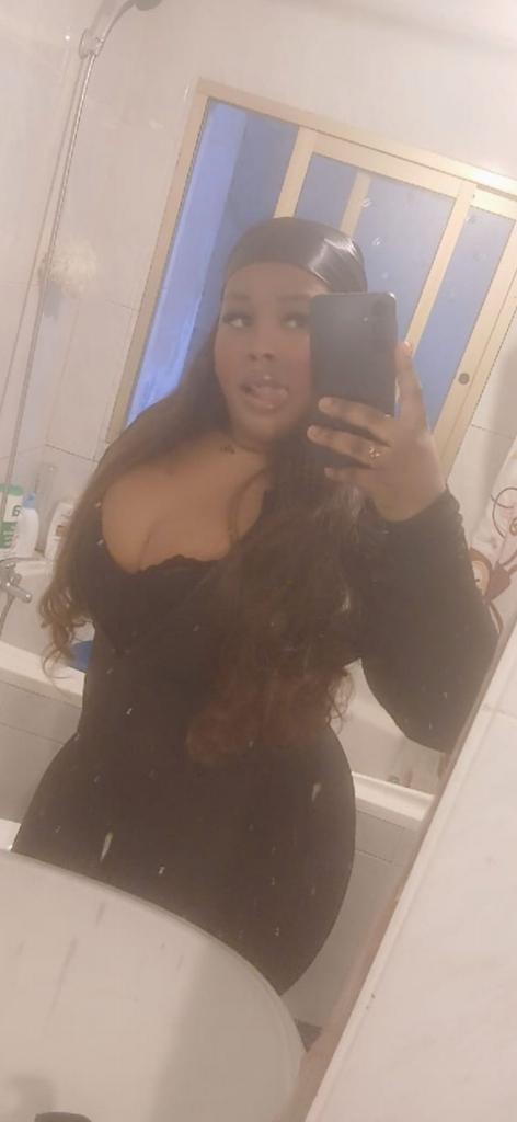 Chica busca chico en Jaén: 