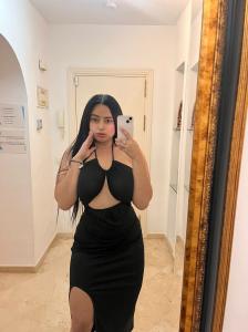 697624169: Chica busca chico en Málaga