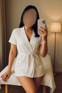 604376347: Chica busca chico en Madrid
