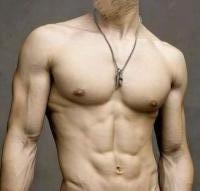 613578339: Chico busca chica en Gerona