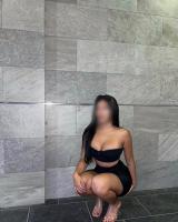 631999055: Chica busca chico en Barcelona
