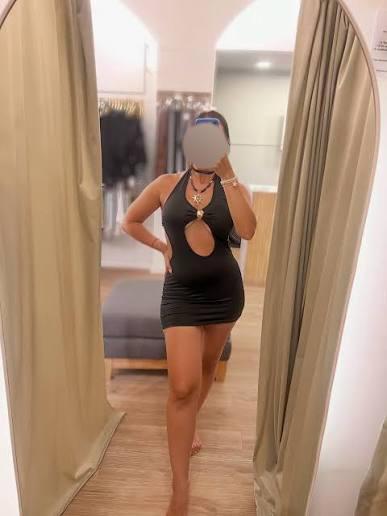677913562: Chica busca chico en Barcelona